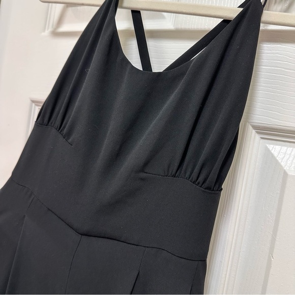 BCBG Wide Leg Jumpsuit with Criscross Adjustable Strappy Back Black Size S - Picture 4 of 7